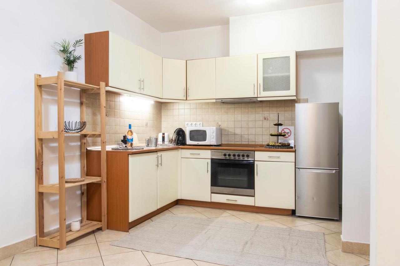 Apartment Momo Luxury Opera